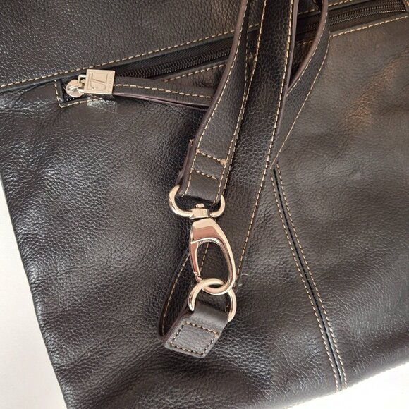Tignanello Black Leather Messenger Shoulder Bag - Picture 7 of 9